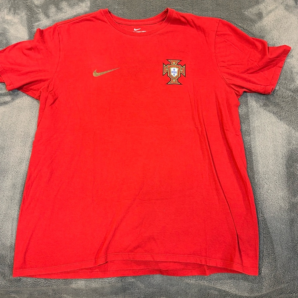 Nike Ronaldo Tshirt size Large. Fits like medium